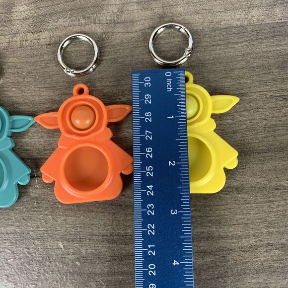 For Apple AirTag 2021 Silicone Case Push Bubble Sensory Fingertip Keychain - Picture 3 of 6